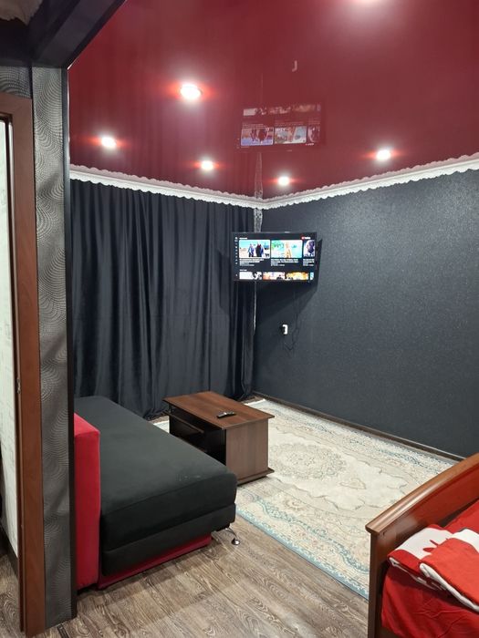 По суточно, по часам  в центре