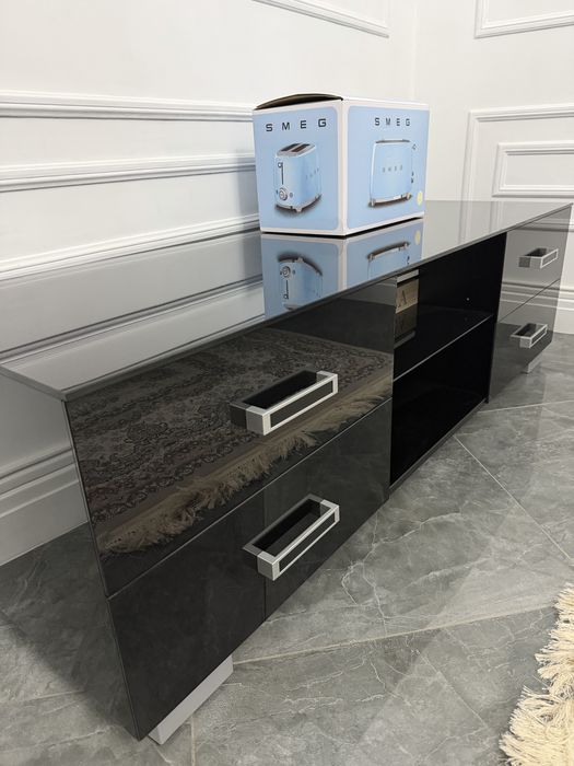 TV тумба стильная с ящиками