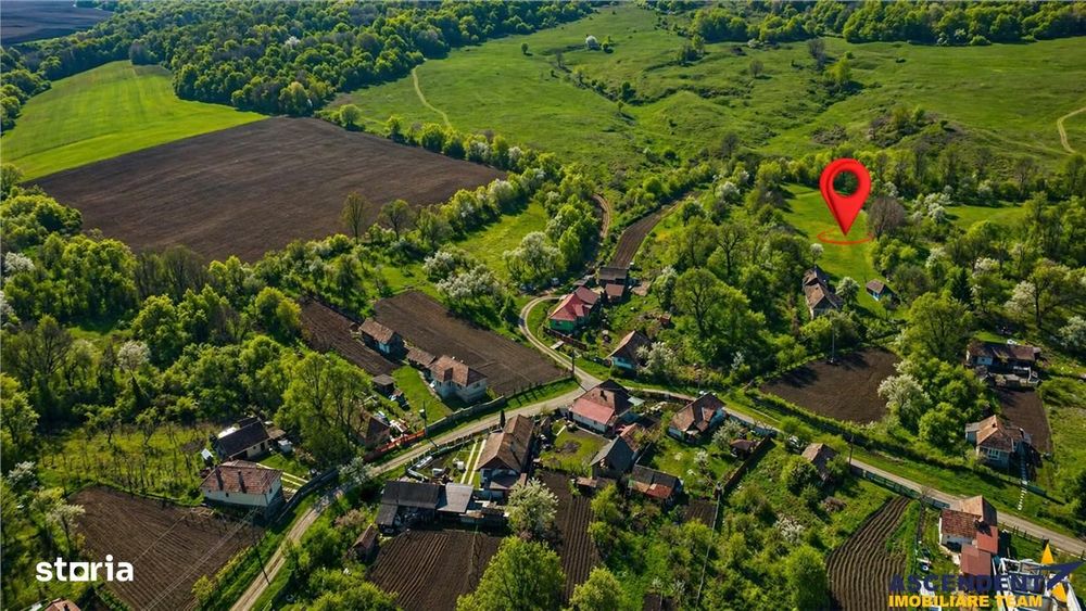 Domeniu de 3.400 mp cu traditionala casa, Suveica, Acatari Mures