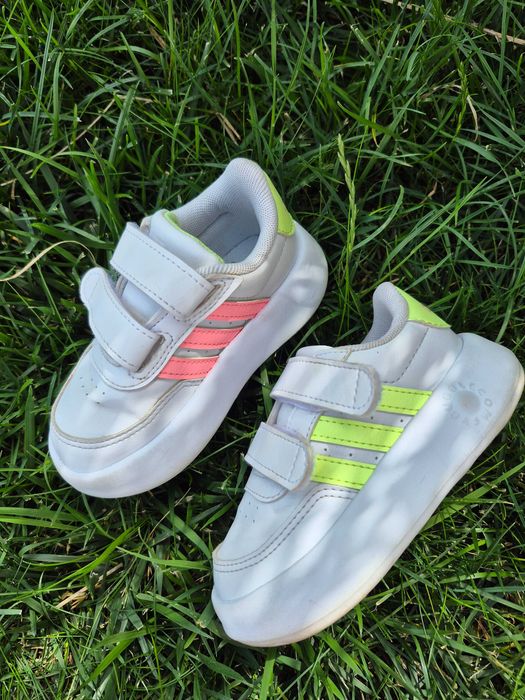 Детски маратонки Adidas bubblecomfy