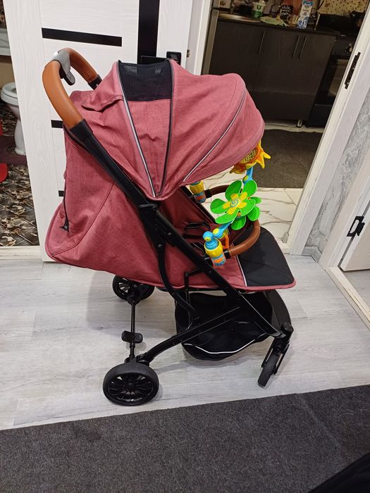 Продаётся чемодан коляска Ining baby