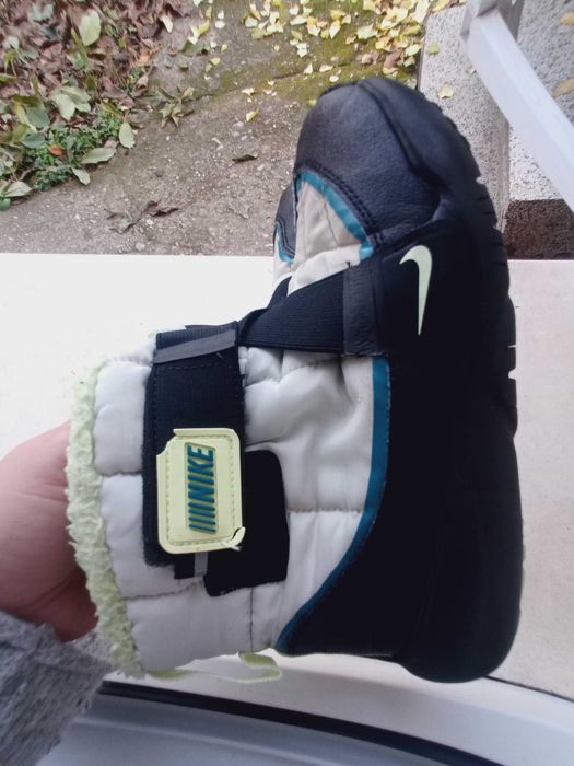 Зимни обувки боти ботуши Nike Decathlon Adidas Найк Декатлон Адидас