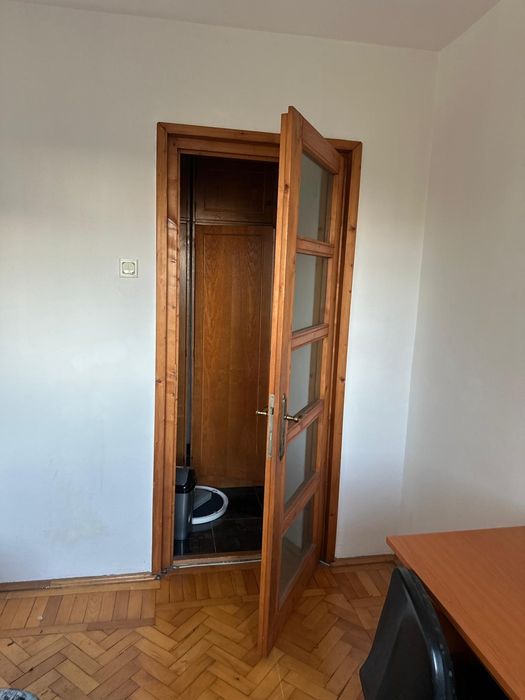 Închiriez apartament cu o camera