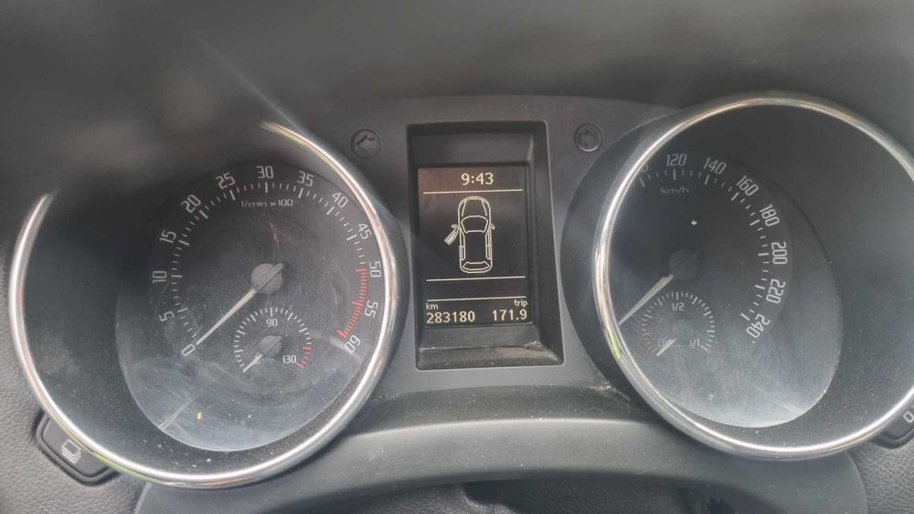 Masina in stare excelenta gata de drum-pret negociabil