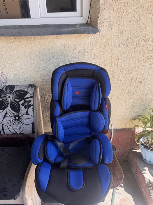 Продам Автокресло б/у