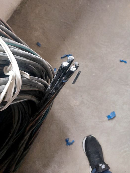 Ассалому Алейкум шу кабель бор оладигонла борми  арзонрок берворамиз