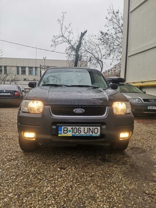 Vând Ford Maverick 4x4 2.0