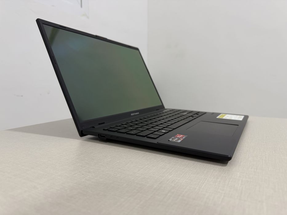 Yangi Asus VivoBook OLED Ryzen 5 8GB 512GB SSD