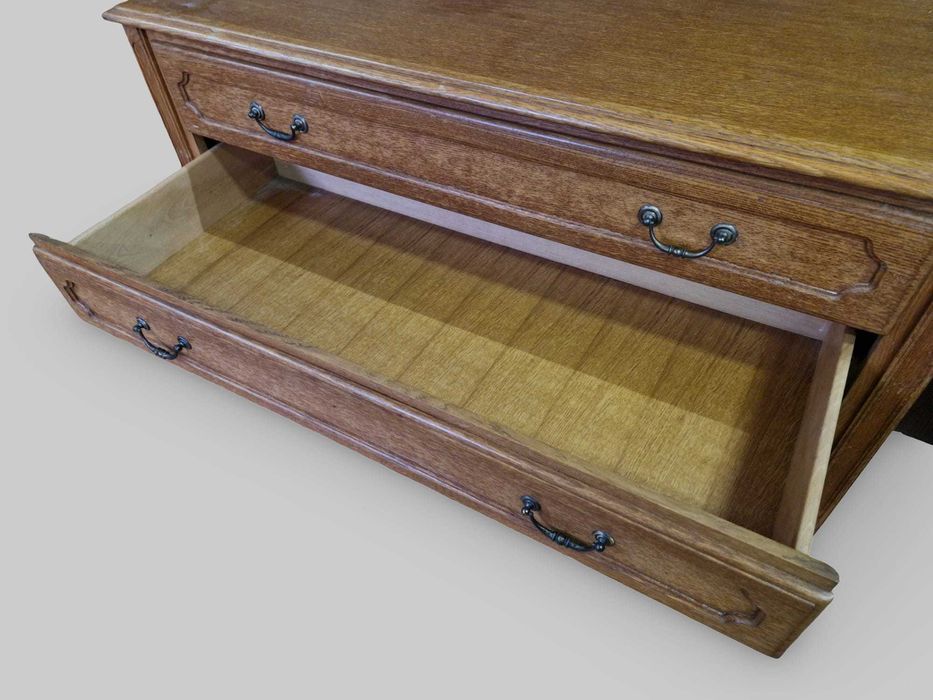 Дъбов скрин комод с 3 броя чекмеджета