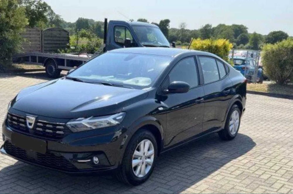 PIESE Logan | Bară | Capotă | Far | Aripă | Grilă | Ușă | Oglindă...