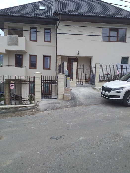 Echipa constructori,meseriasi executam lucrari constructii interioare