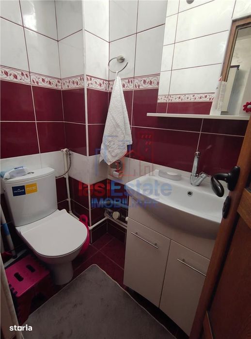 Apartament 3 camere decomandat - Stare impecabila