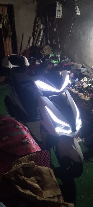 Продам скутер Nomad 700