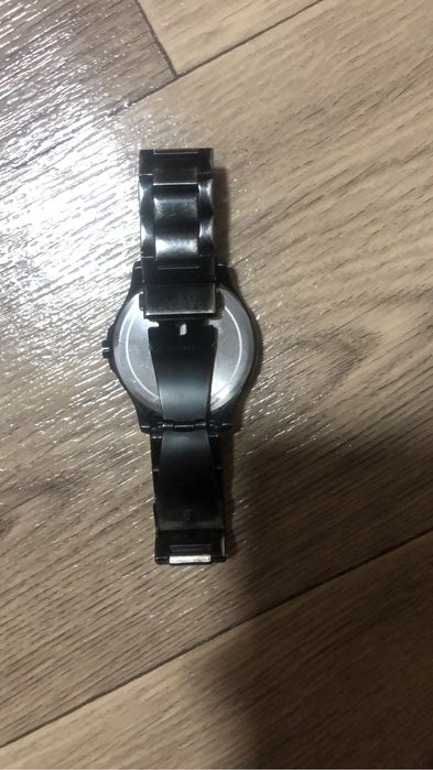 Продам срочно сегодня часы