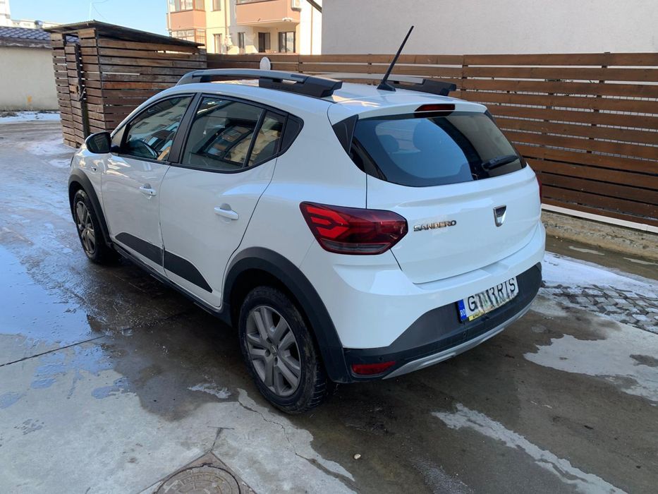 Dacia sandero stepway Automat TCE 90 CVT avariat 46000km 05.2022