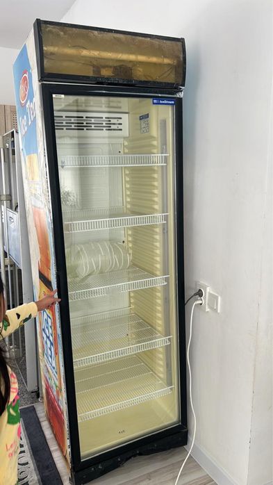 Продам холодильник