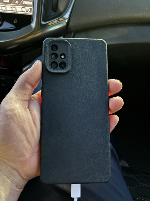 Продам Samsung A71