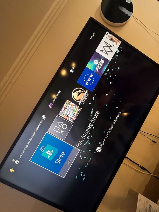 Playstation 4 + 2 manete + 3 jocuri