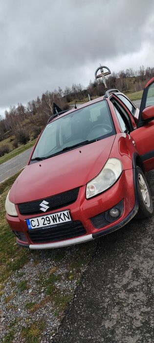 Vând Suzuki sx4 .