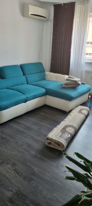 Vand coltar living