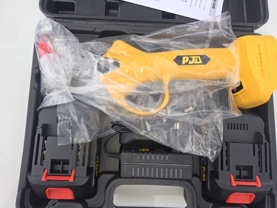 Foarfecă electrică 48V pentru vie și pomi – Puternică și ușor de fo