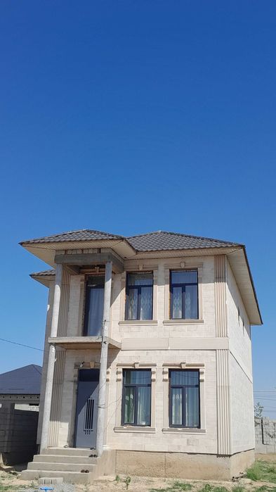 5 комнатный 2х этажный частный дом  продается