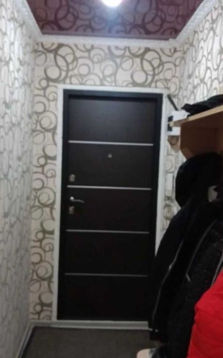 продам двухкомнатную квартиру