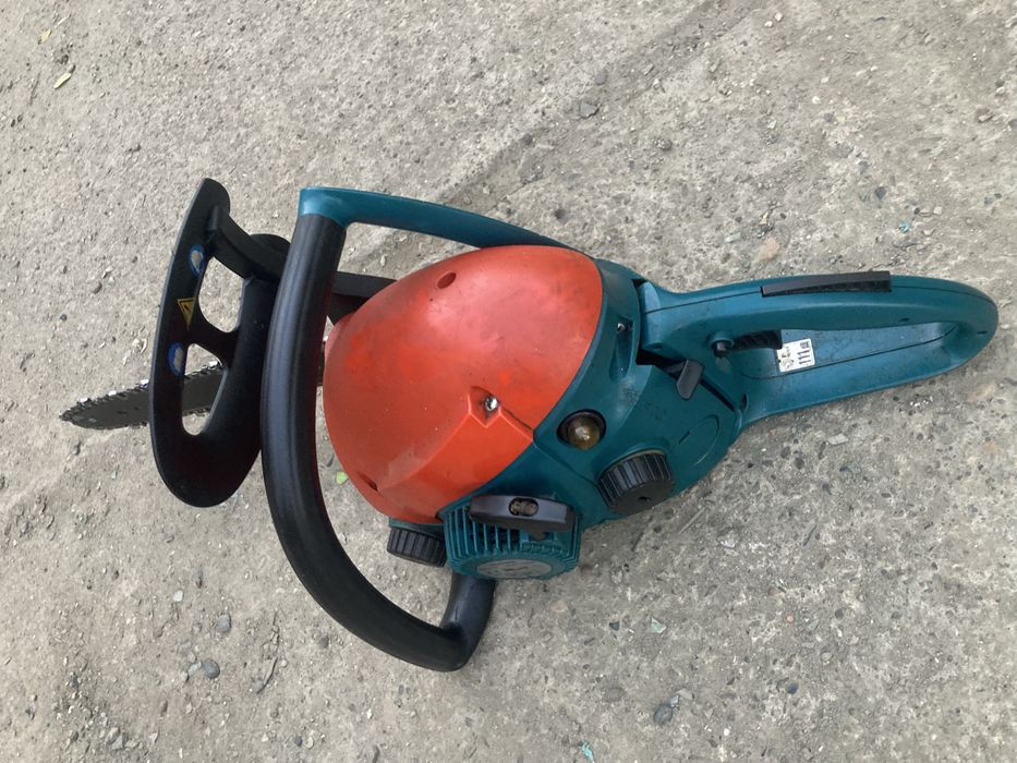 Drujba-Motofierastrau Makita DCS34 Japan