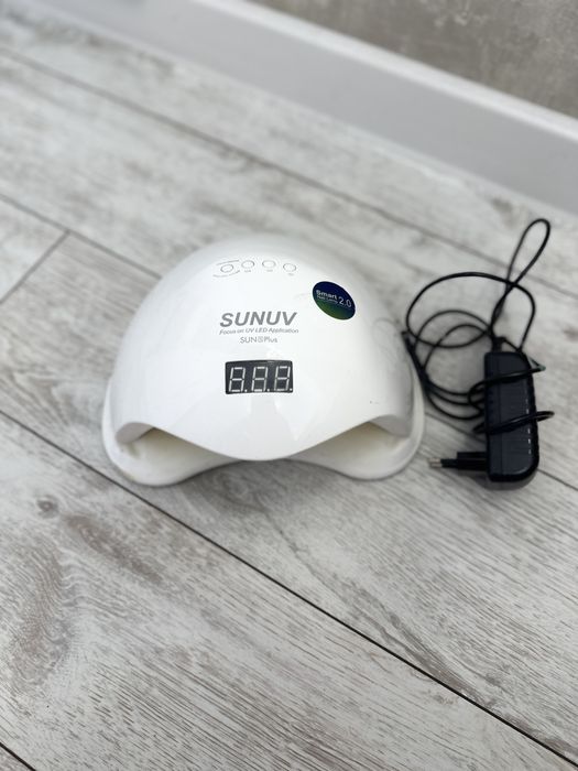 Продам лампу для маникюра