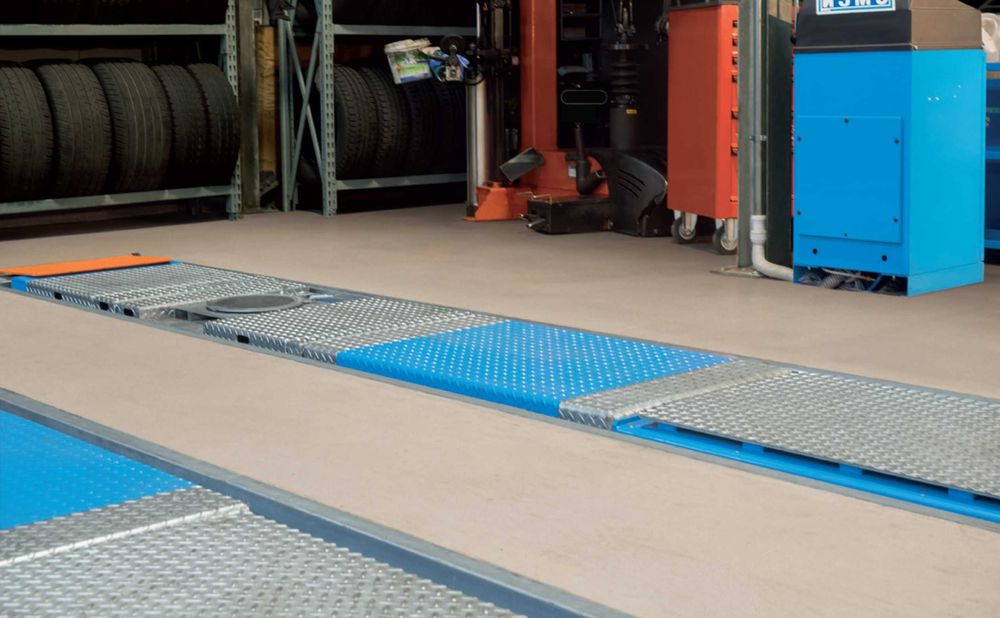 К-т безконтактен стенд за реглаж и ножичен вкопан подемник