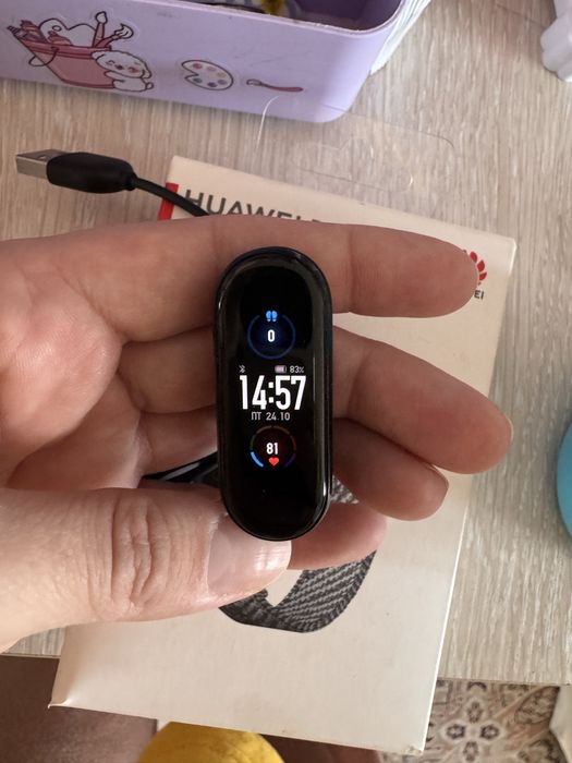 Продам фитнес браслет