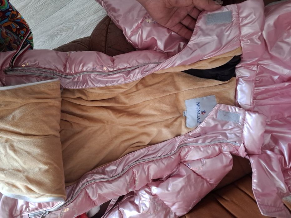 Зимнии комбенизон на девочку