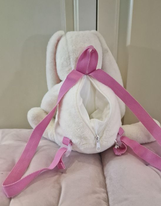 Раница заек (бяло)