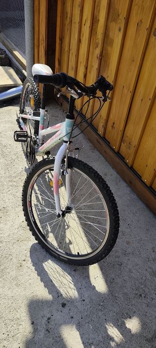 Продавам детски велосипед Sprint Calypso. 24", 18 скорости
