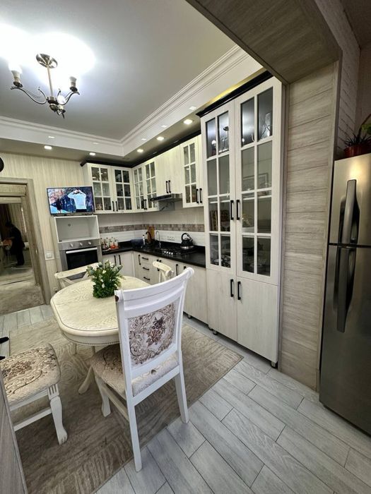 Квартира Grand Mir Hotel ЗАГС 4/6/9 100 м2