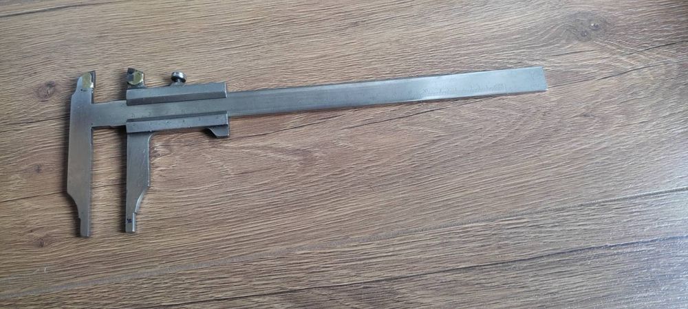 Шублер Професионален метален шублер със заварени видии