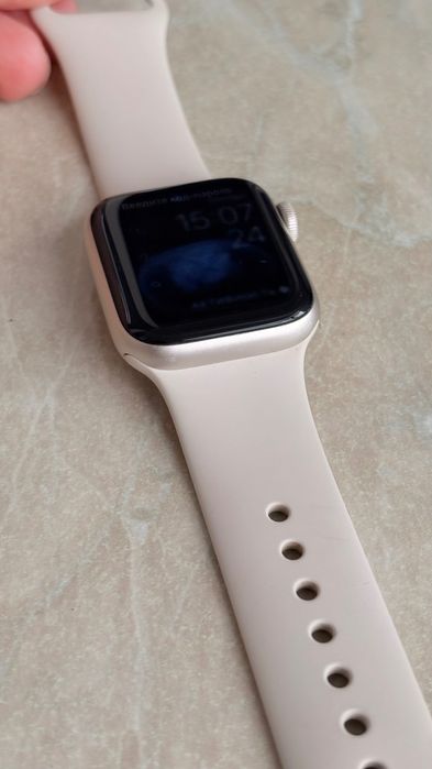 Vând Apple Watch SE GPS