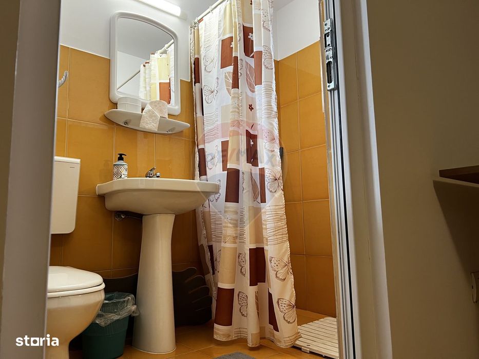 Casa si pensiune la pret atragator in 2 Mai Limanu Constanta