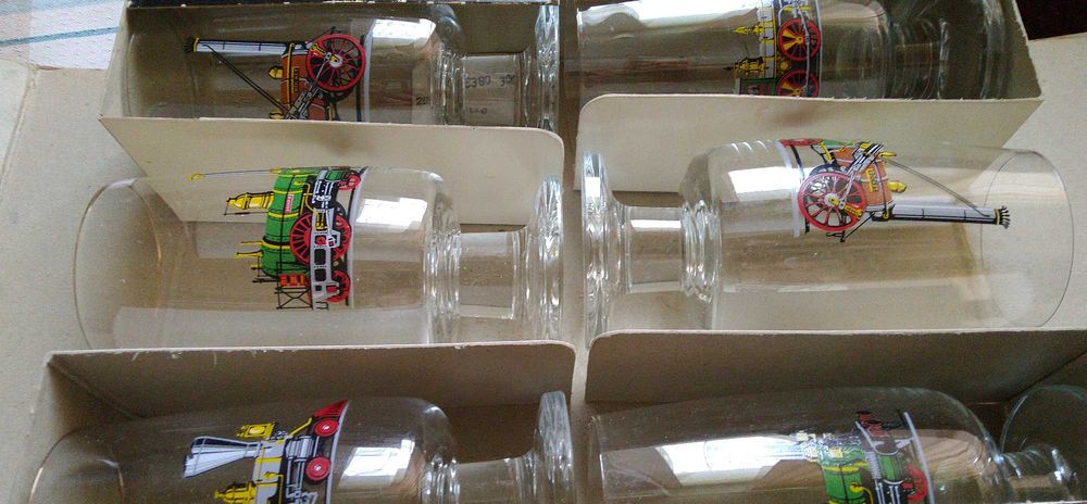 продаются наборы бокалов