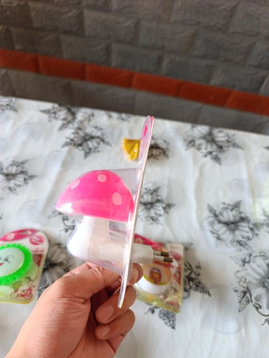 Ночники разных видов..