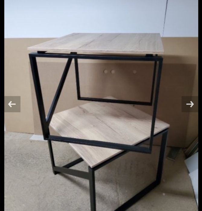 Нови маси / бюра - 2 бр много удобни и красиви