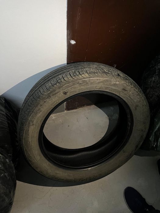 Продам Шины на 19 комплект