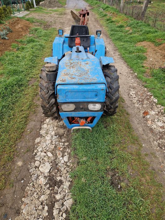 Tractoras articulat Pasquali 4x4 33 cai