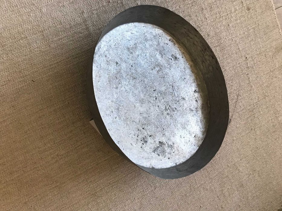 Продава стара медна тава