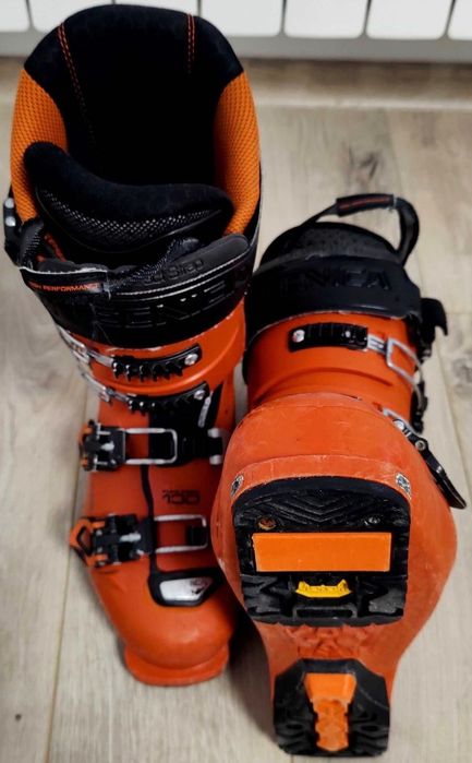 Clapari de tura si sau freeride Tecnica Cochise 130