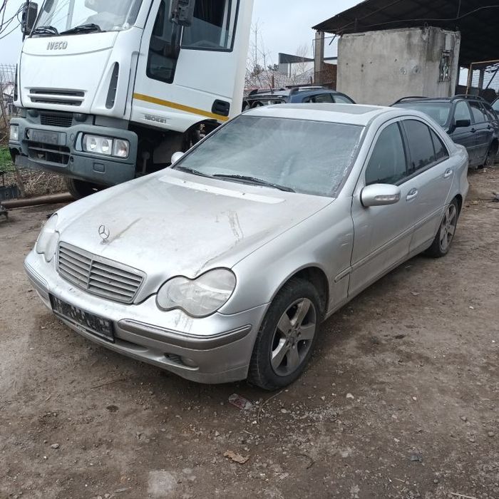Dezmembrari  Mercedes-Benz C-CLASS (W203)  2000  > 2007 C 200 Kompres