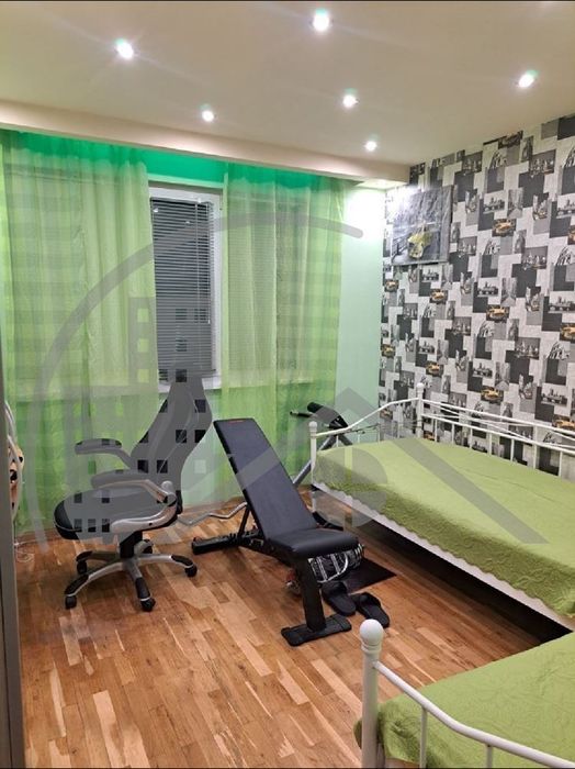 Продава се Четиристаен апартамент в Варна, Възраждане 1 - 94 кв.м за 2446 €/кв.м - Снимка #9