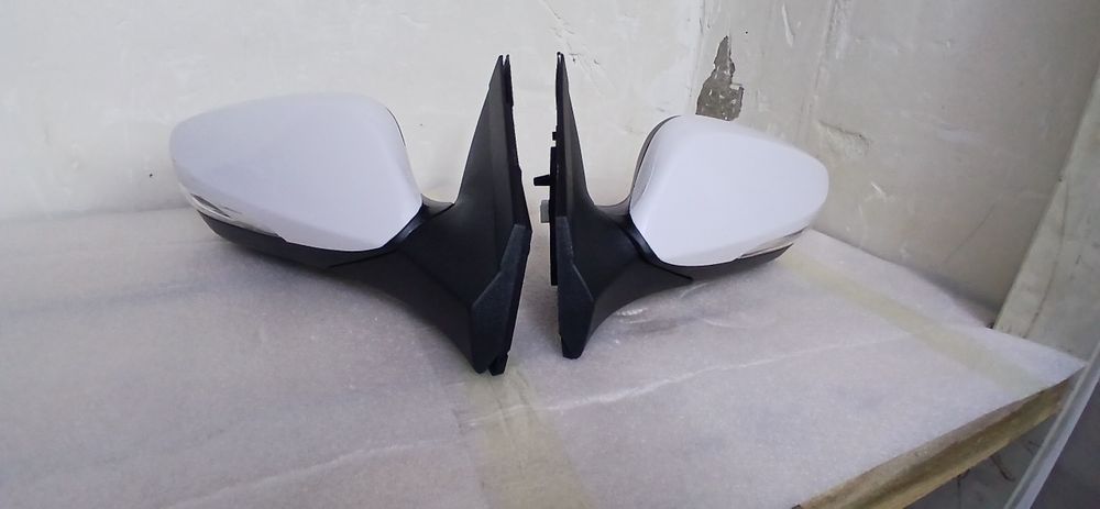 Зеркало на акцент Hyundai Solaris 10-17 / Accent 11-17 (Справа/ Обогре