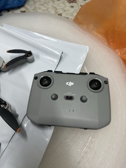 DJI Mini 2 Fly More Combo