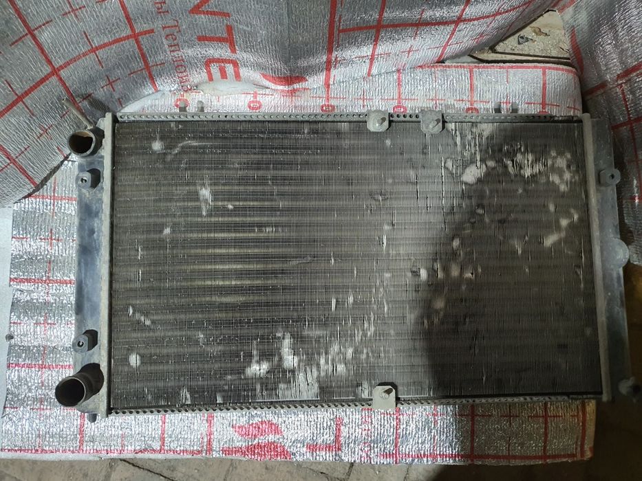 Радиатор на Лада калина б.у. нужен ремонт